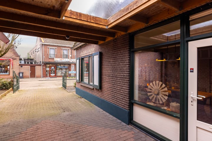 Foto 4 van 1e Wormenseweg 112