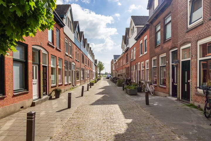 Foto 38 van De la Reystraat 3