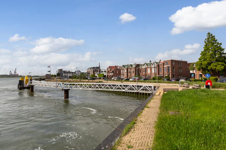 Foto 40 van De la Reystraat 3