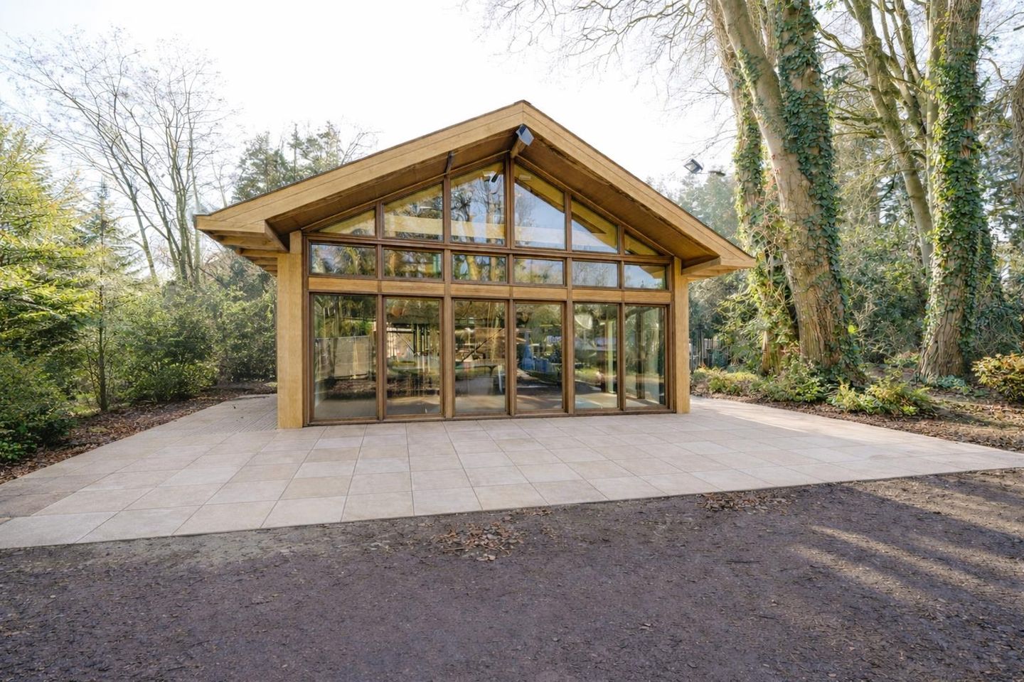 View photo 1 of Vredehofstraat 1-A