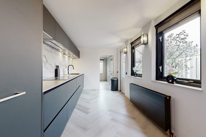 Photo 21 of Walstraat 3