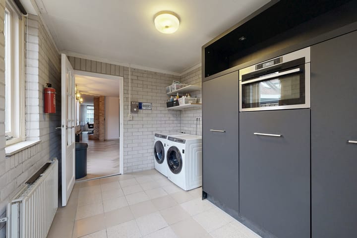 Photo 25 of Walstraat 3