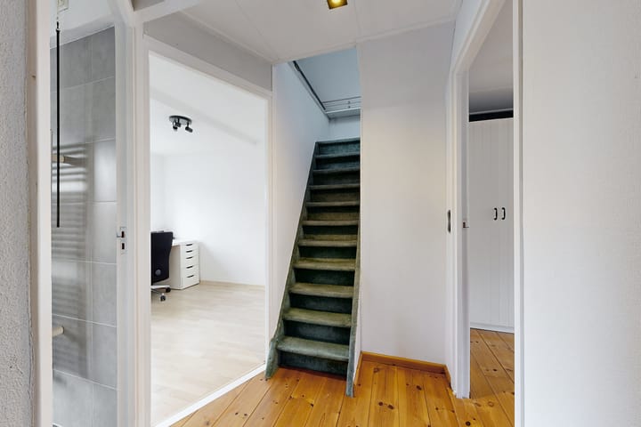 Photo 28 of Walstraat 3