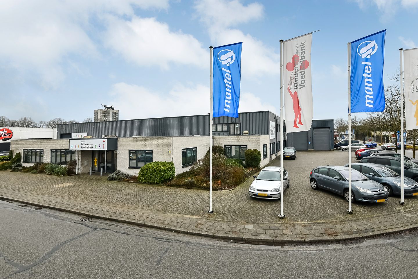 Bekijk foto 1 van De Overmaat 36