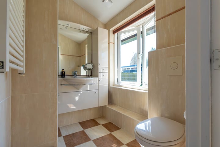 Foto 16 van Westenschouwenseweg 6