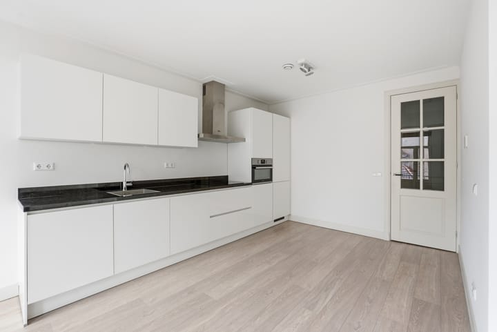 Foto 5 van Van Ostadestraat 202-3