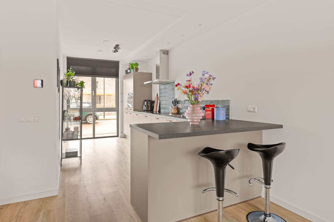 Photo 8 of Schootsveldstraat 5