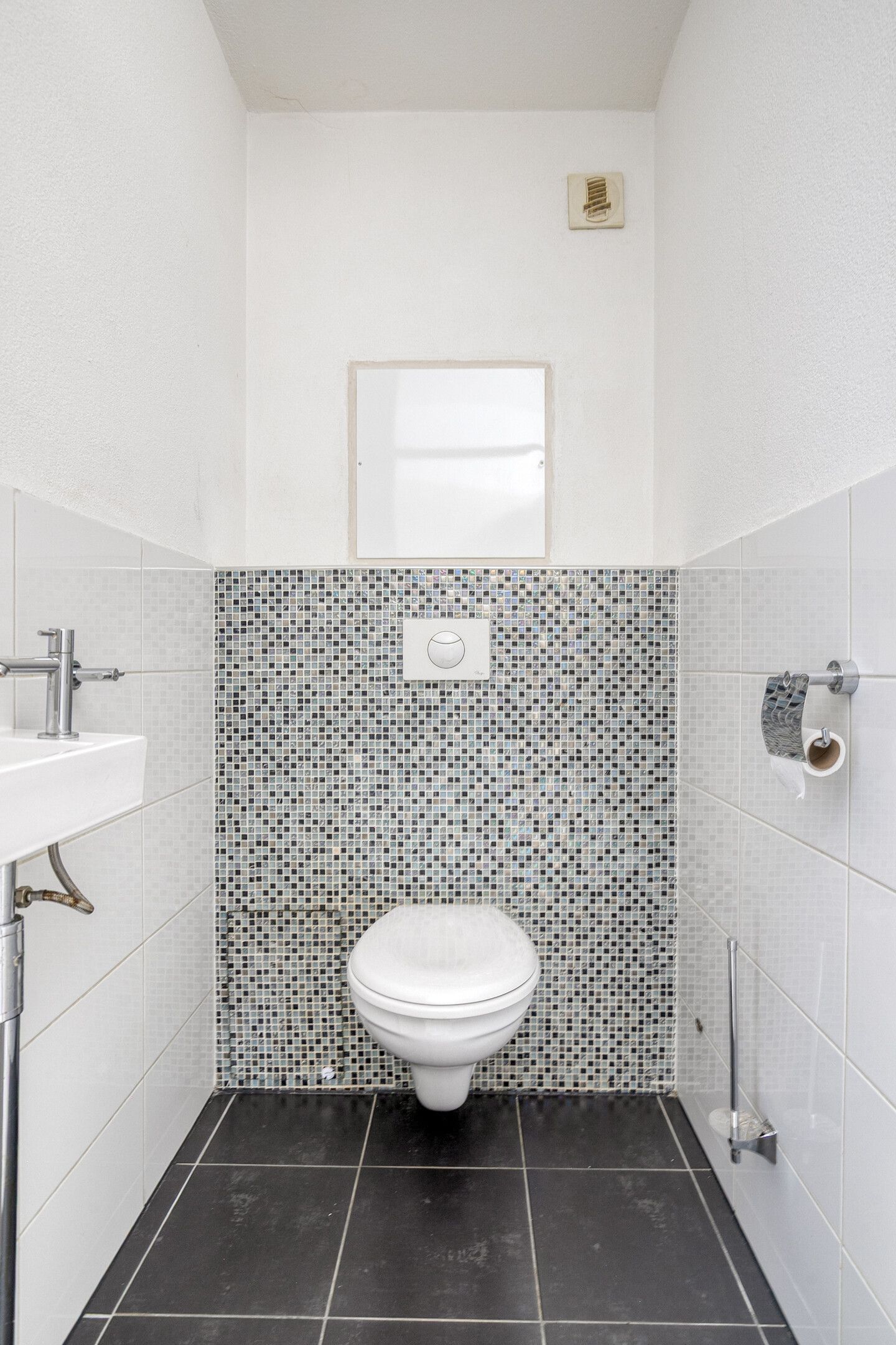 Photo 4 of Haardstee 176