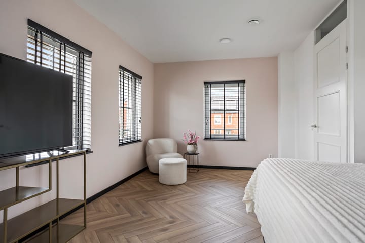 Photo 24 of Burggraaf 8