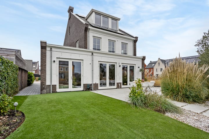 Photo 47 of Burggraaf 8