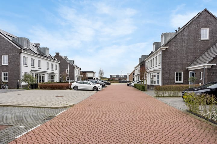 Photo 54 of Burggraaf 8