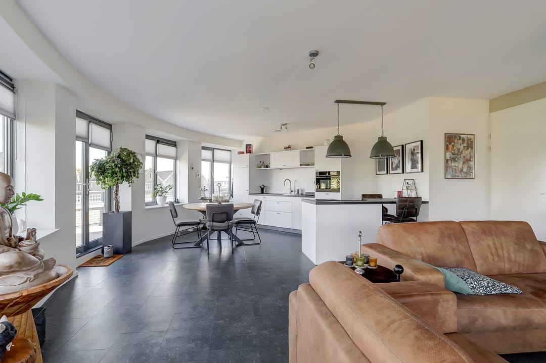 Foto 11 van Agnietenstraat 96