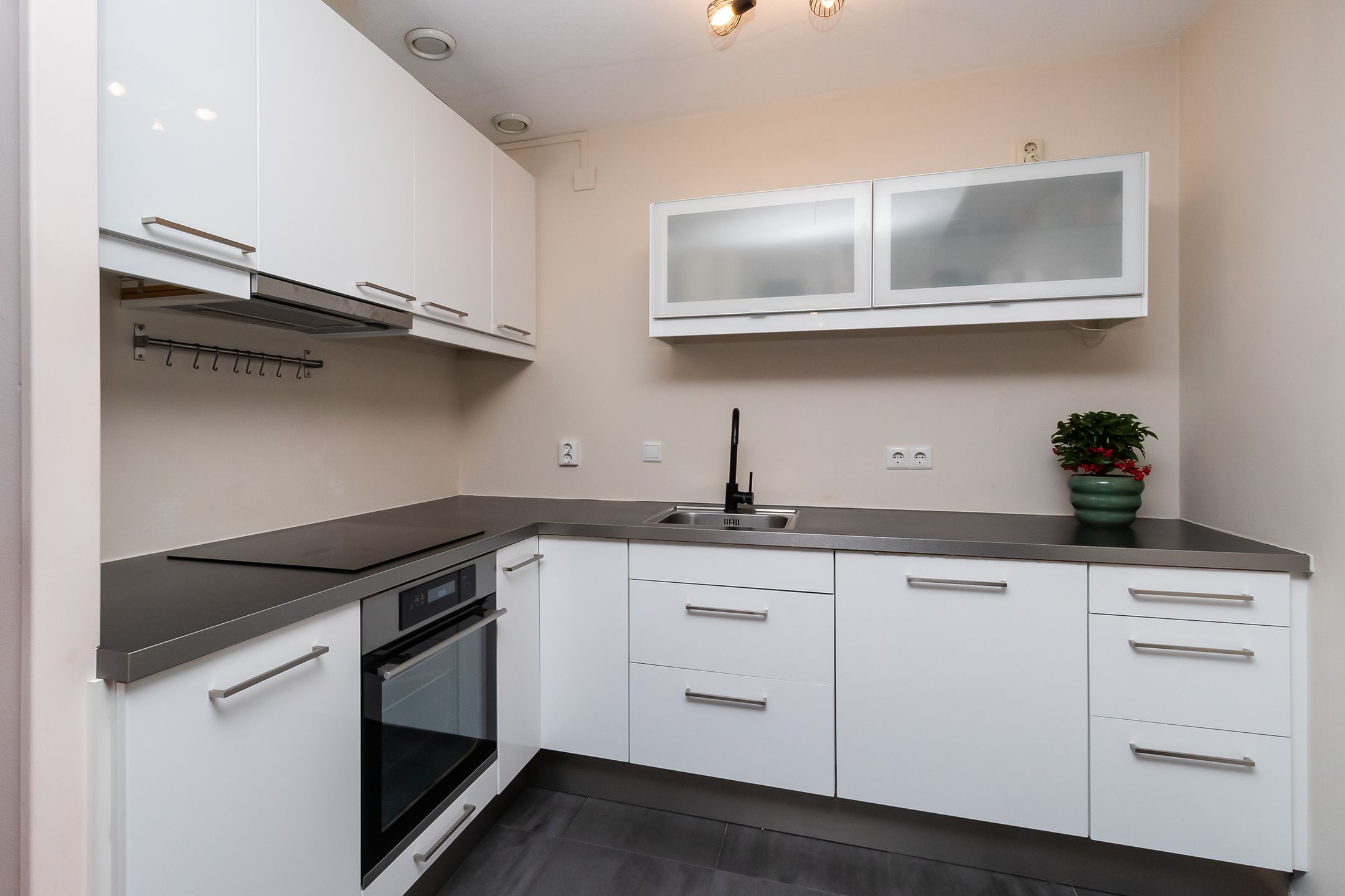 Photo 12 of Hartingstraat 190