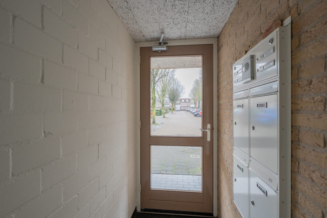 Foto 41 van Irenestraat 56