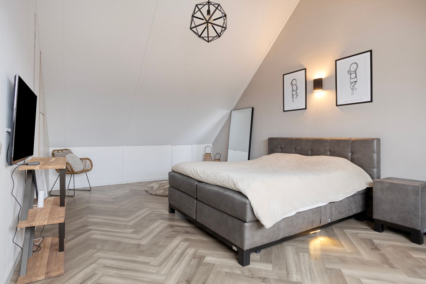 Foto 4 van Koninginnepage 21