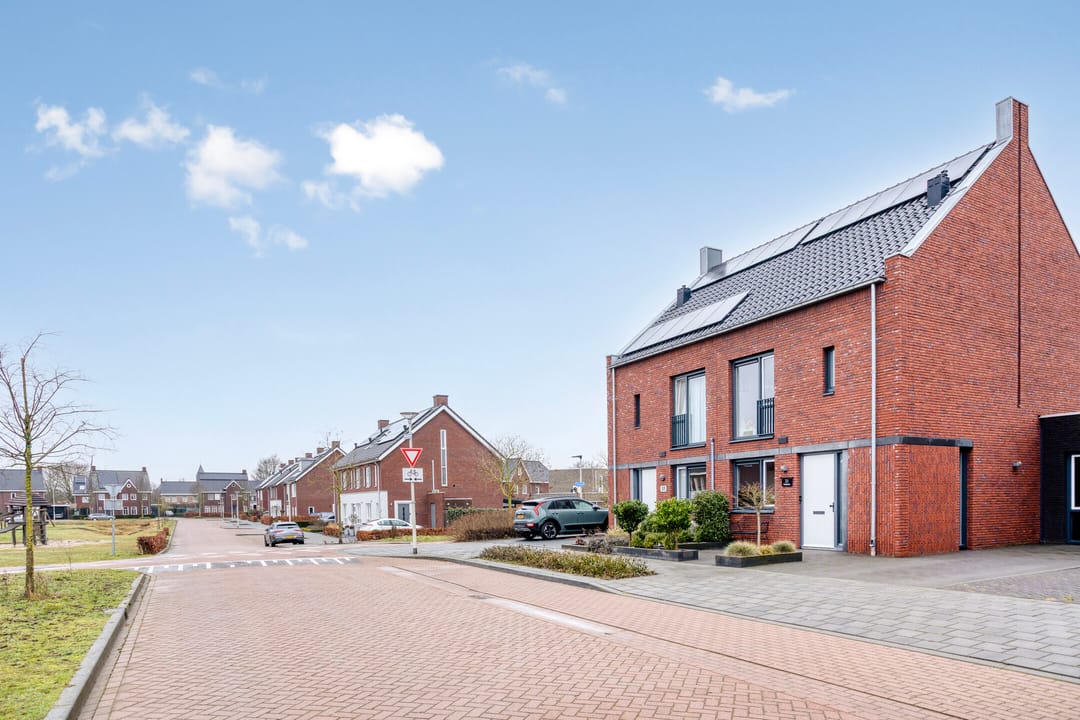 Foto 7 van Koninginnepage 21