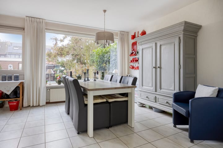 Foto 5 van Weegbree 75