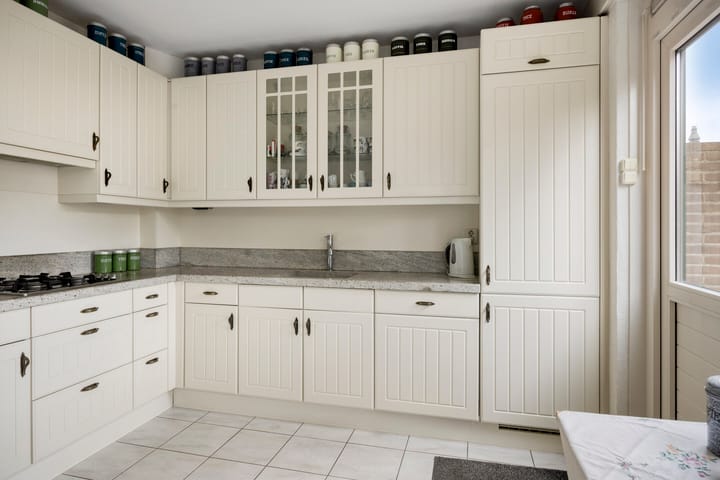 Foto 8 van Weegbree 75