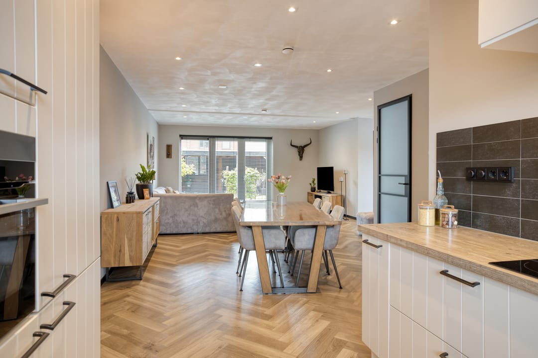 Foto 23 van Koninginnepage 21