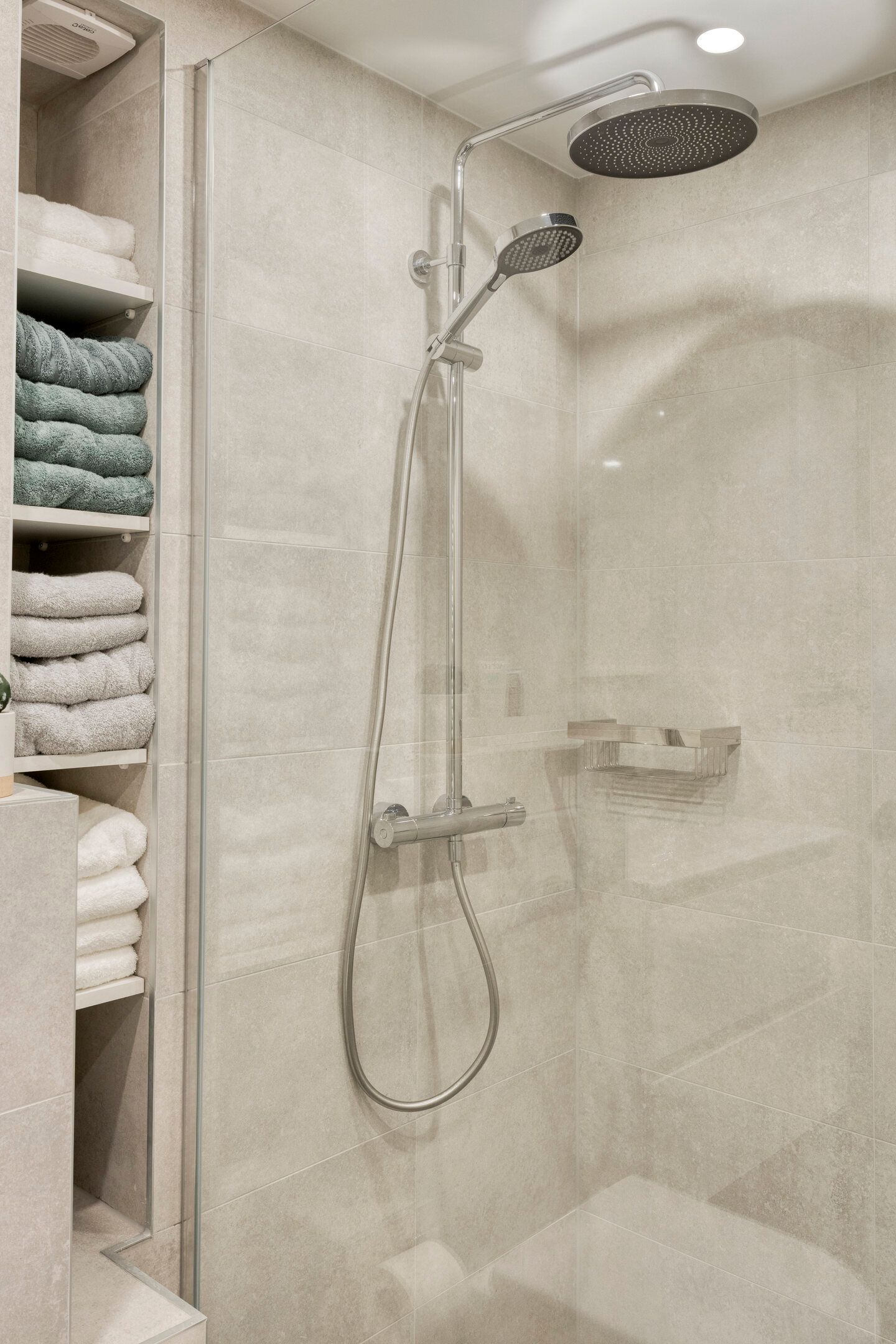 Photo 15 of Weegbree 75