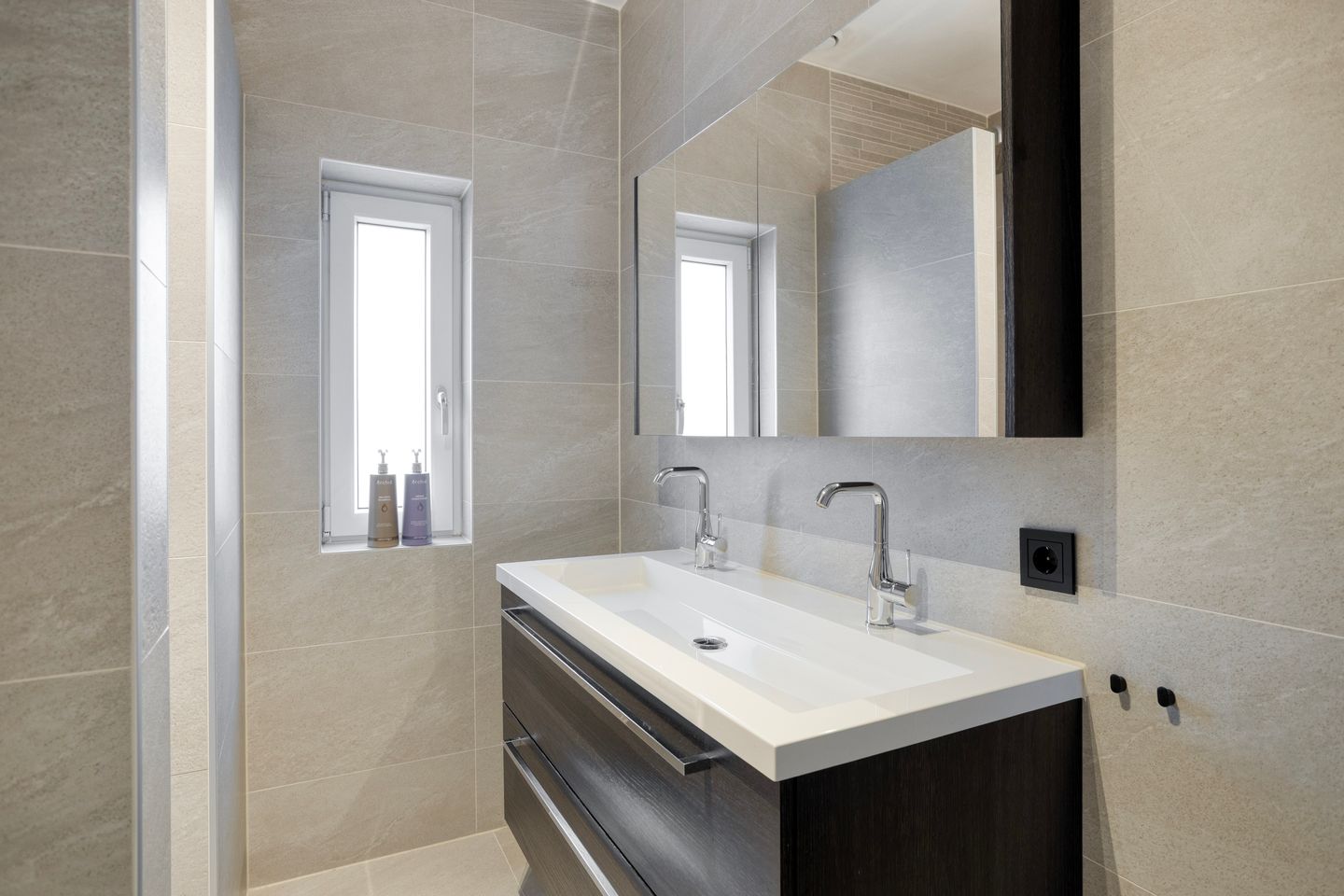 Foto 29 van Koninginnepage 21