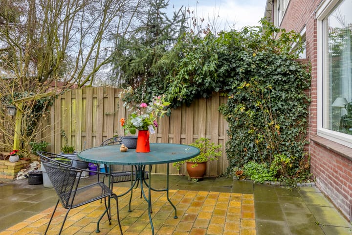 Foto 25 van Weegbree 75