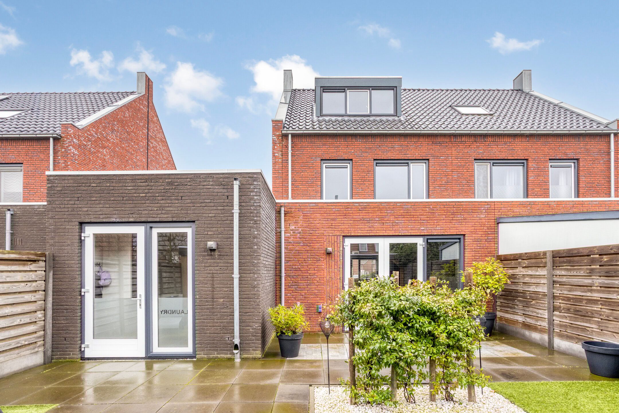 Foto 39 van Koninginnepage 21