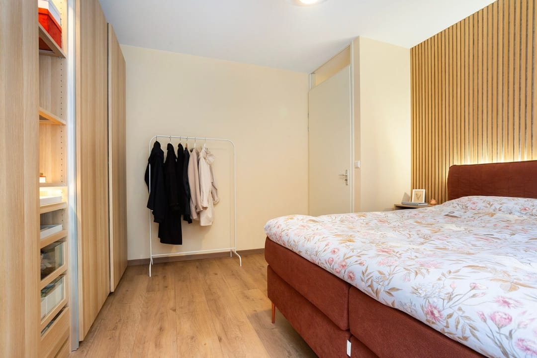 Photo 13 of Spireastraat 3