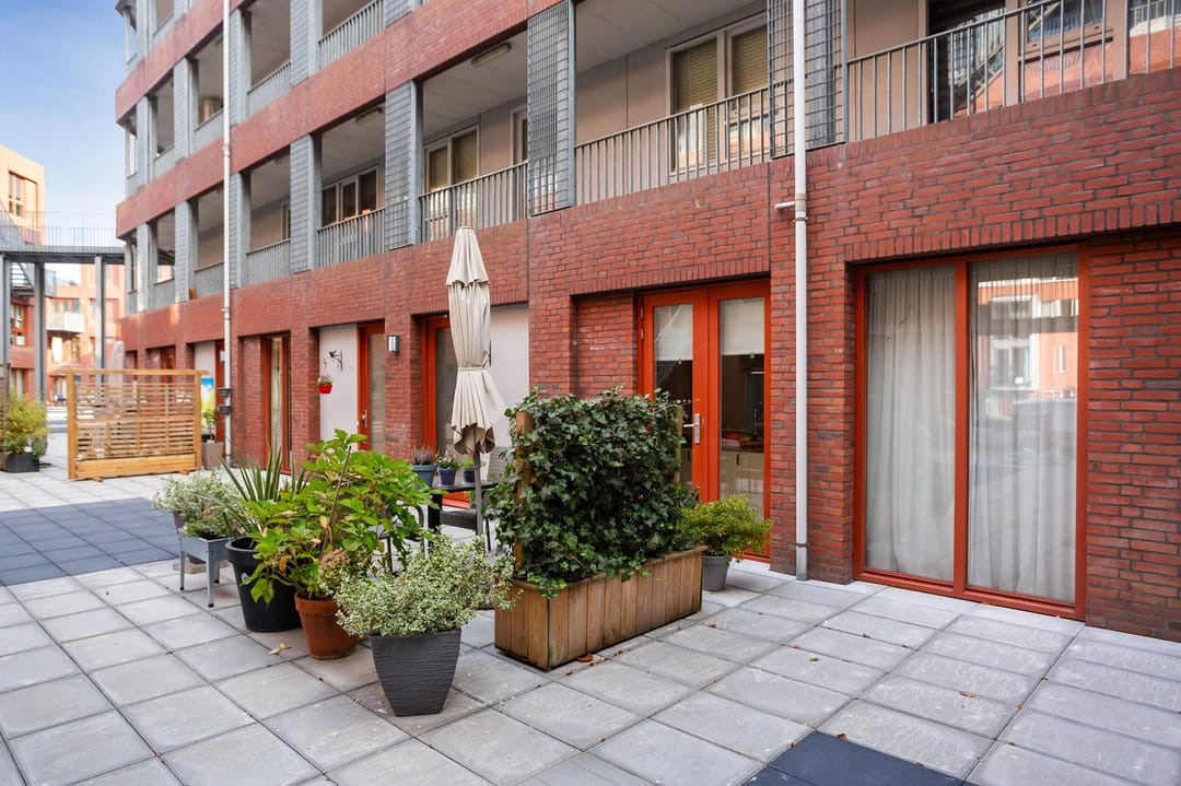 Photo 28 of Spireastraat 3