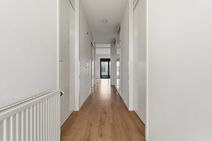 Foto 10 van Churchillplein 14