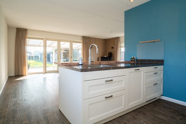 Foto 10 van Fokkerweg 48-B