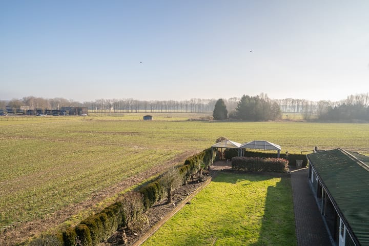 Foto 32 van Fokkerweg 48-B