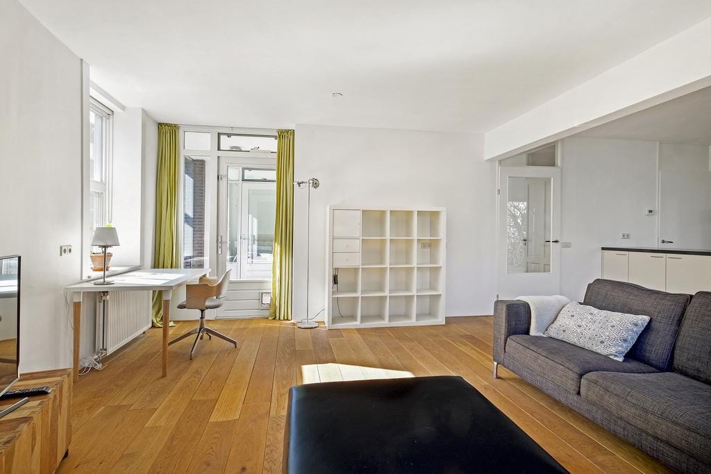 Foto 6 van Uithoornstraat 30-B