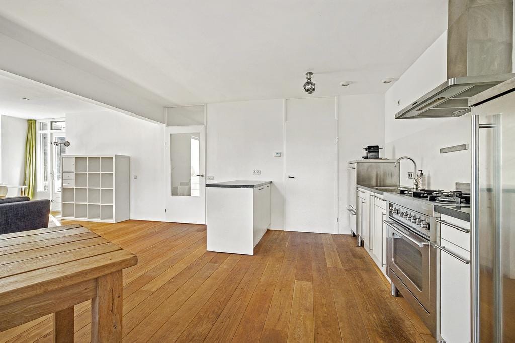 Foto 10 van Uithoornstraat 30-B