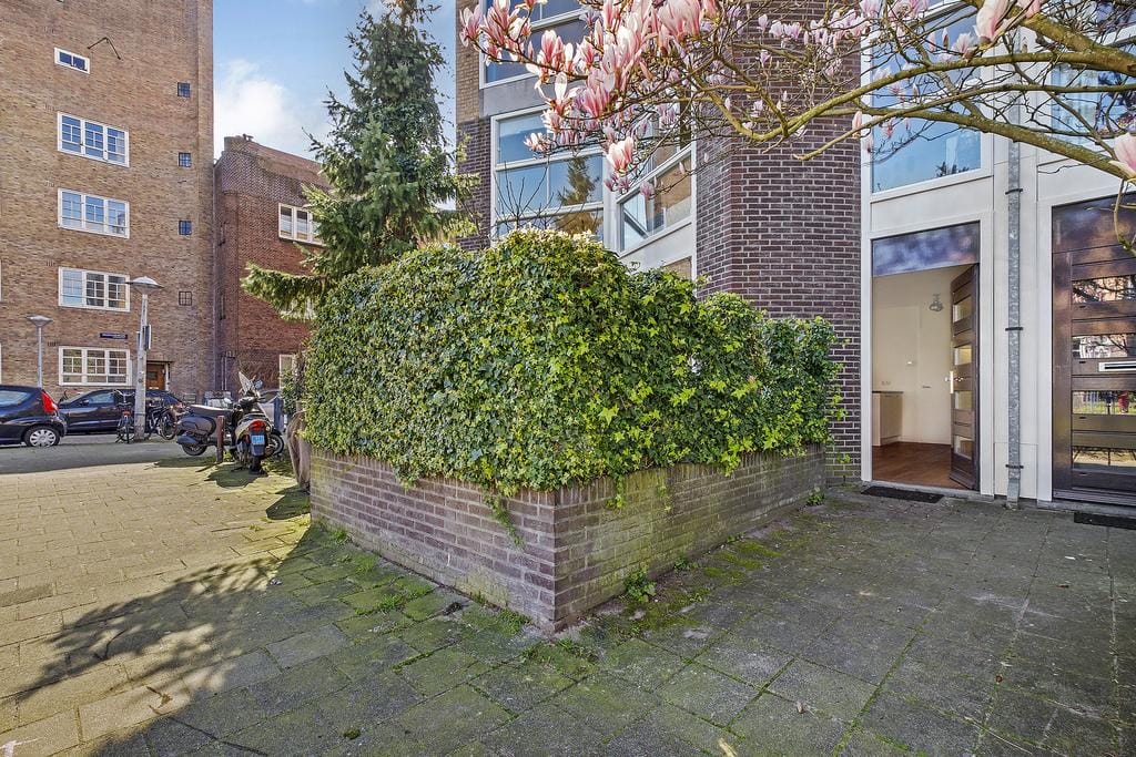 Foto 26 van Uithoornstraat 30-B