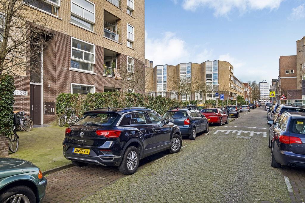 Foto 27 van Uithoornstraat 30-B