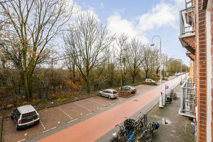 Photo 13 of Zaanstraat 185