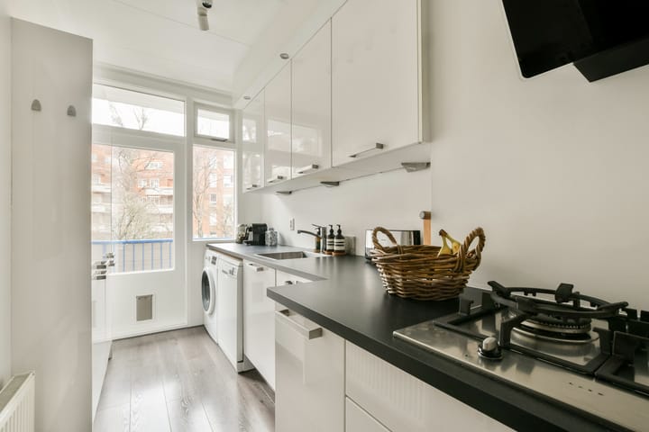 Photo 2 of Zaanstraat 185