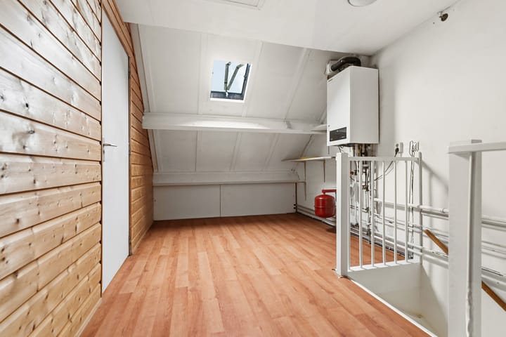 Foto 28 van Galerij 23