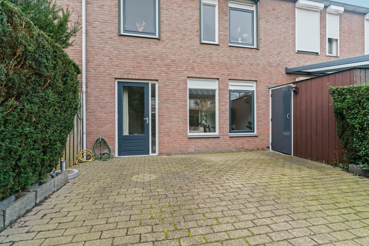 Foto 32 van Galerij 23