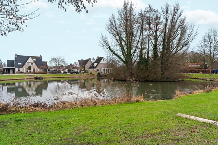 Foto 39 van Galerij 23