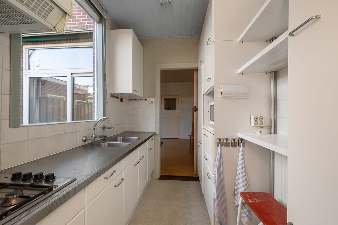 Foto 7 van Van Genderenstraat 20