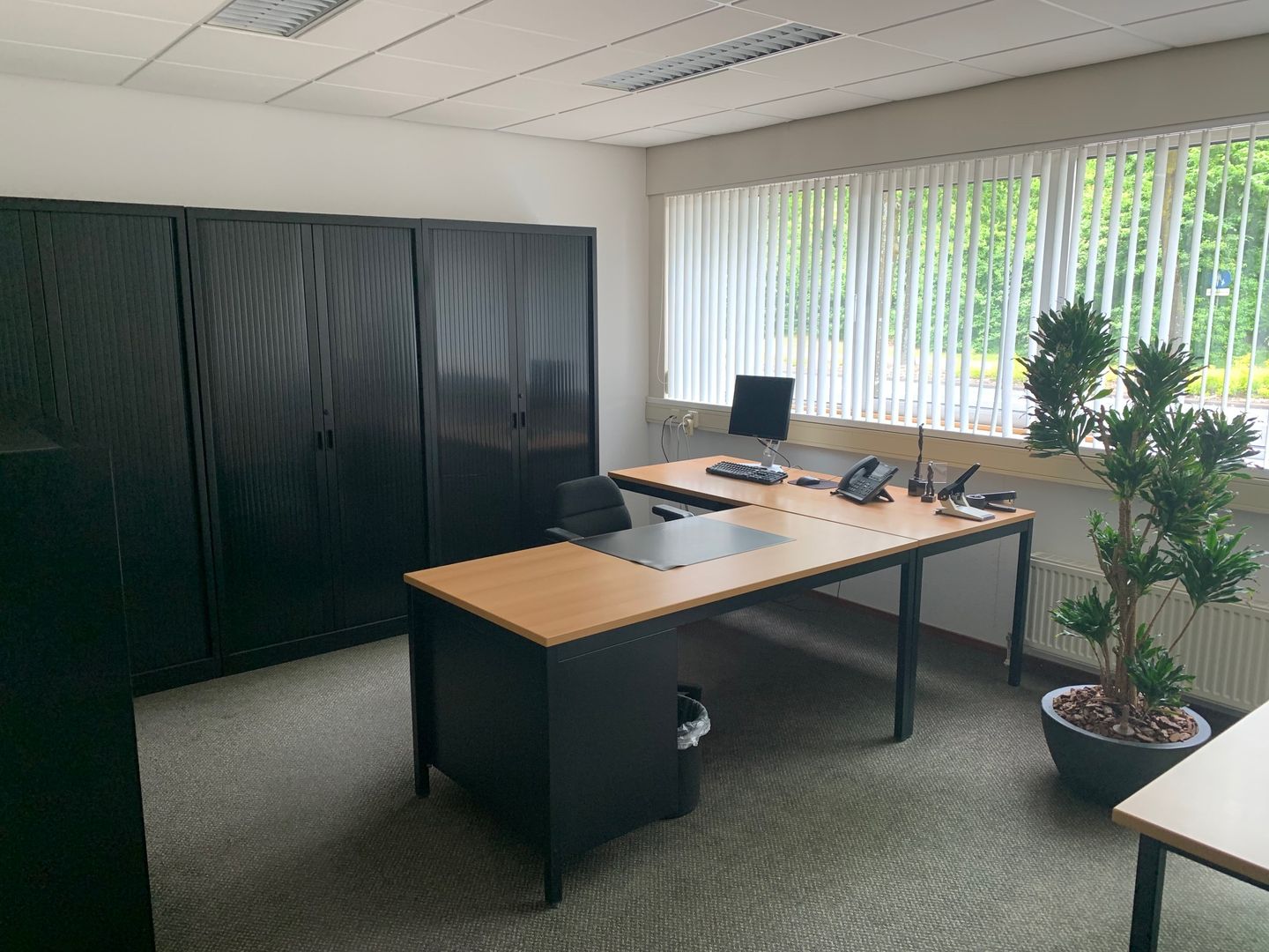 View photo 5 of de Waal 2