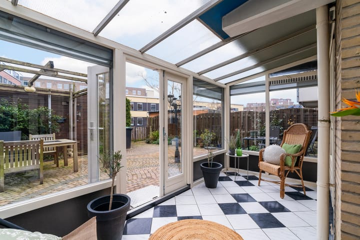 Photo 14 of Aletta Jacobsstraat 56