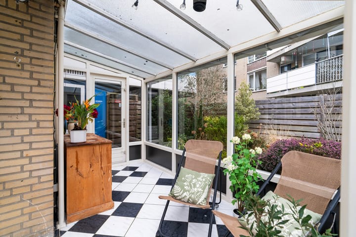 Photo 16 of Aletta Jacobsstraat 56