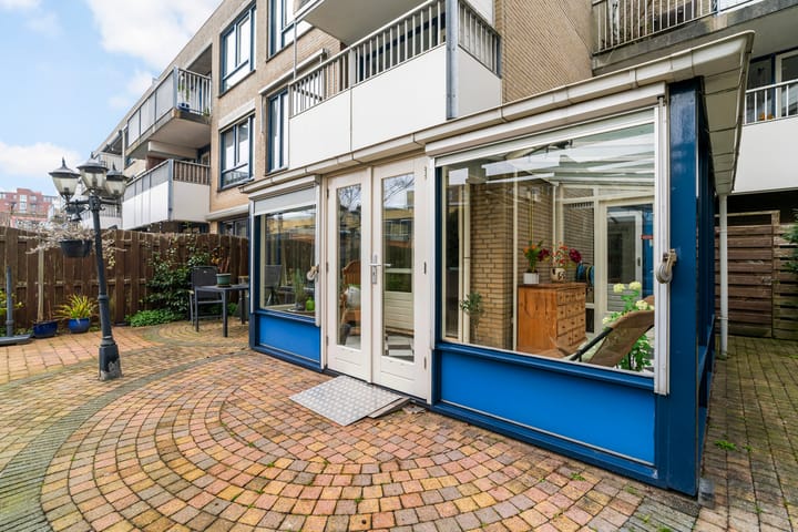 Photo 18 of Aletta Jacobsstraat 56