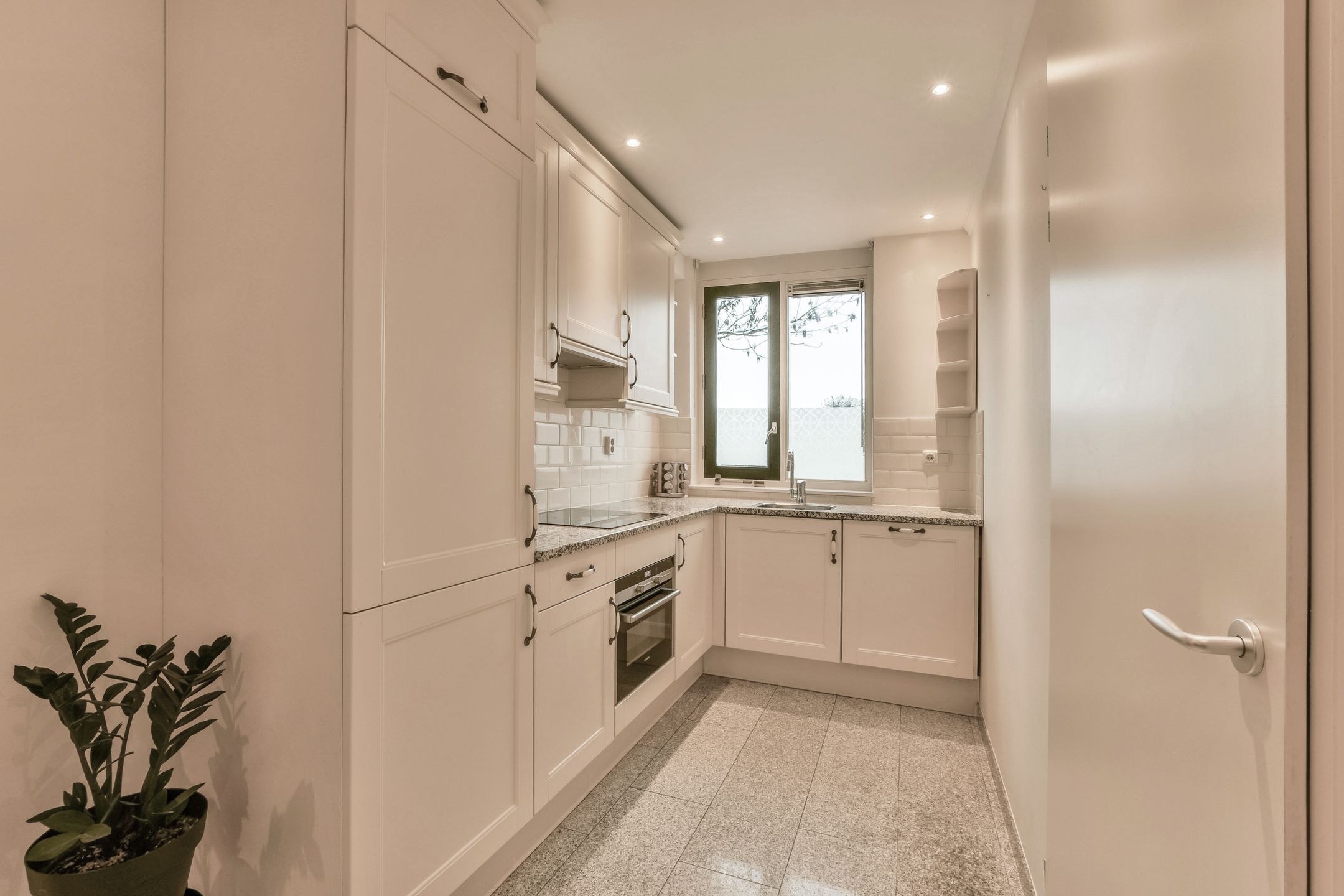 Photo 9 of Anubisstraat 102