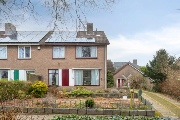 Photo 6 of Vijverlaan 12