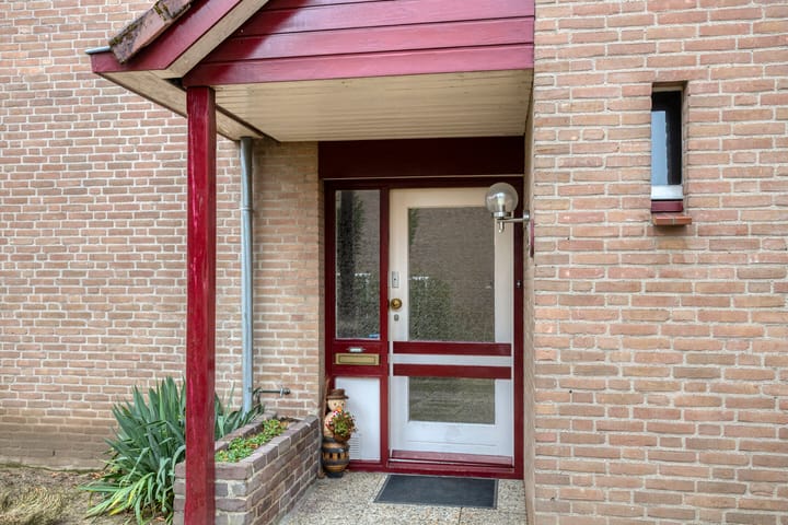 Photo 8 of Vijverlaan 12