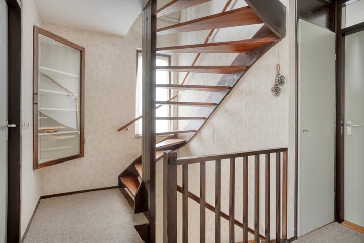 Photo 22 of Vijverlaan 12